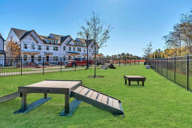 510 Mantes Aly, Hendersonville, TN 37075