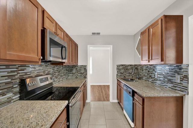 4927 33RD STREET N, St Petersburg, FL 33714