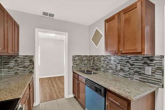 4927 33RD STREET N, St Petersburg, FL 33714