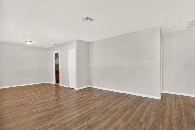4927 33RD STREET N, St Petersburg, FL 33714