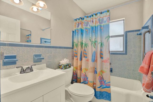 4927 33RD STREET N, St Petersburg, FL 33714