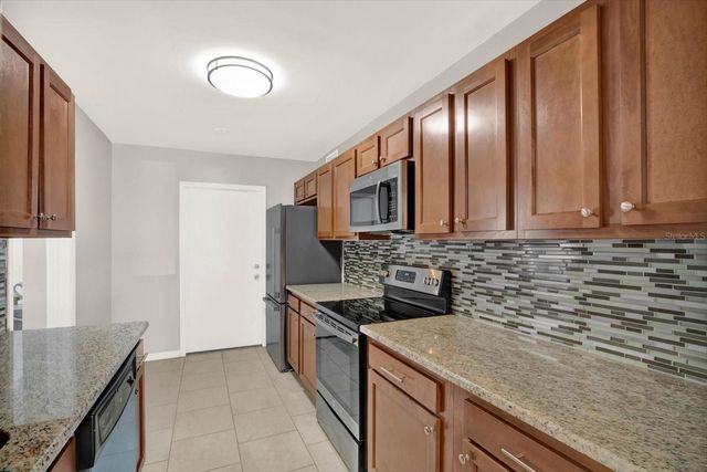 4927 33RD STREET N, St Petersburg, FL 33714