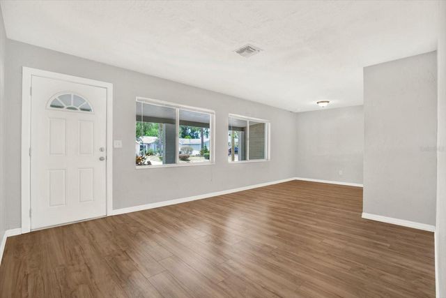4927 33RD STREET N, St Petersburg, FL 33714