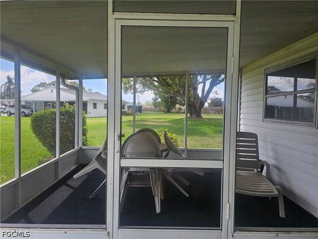 34 Desert Candle CIR, Lehigh Acres, FL 33936