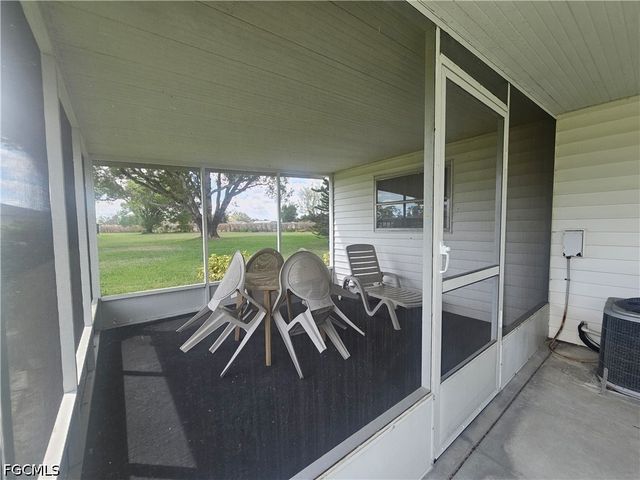 34 Desert Candle CIR, Lehigh Acres, FL 33936