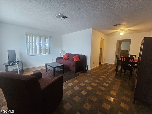 34 Desert Candle CIR, Lehigh Acres, FL 33936