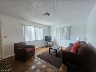 34 Desert Candle CIR, Lehigh Acres, FL 33936