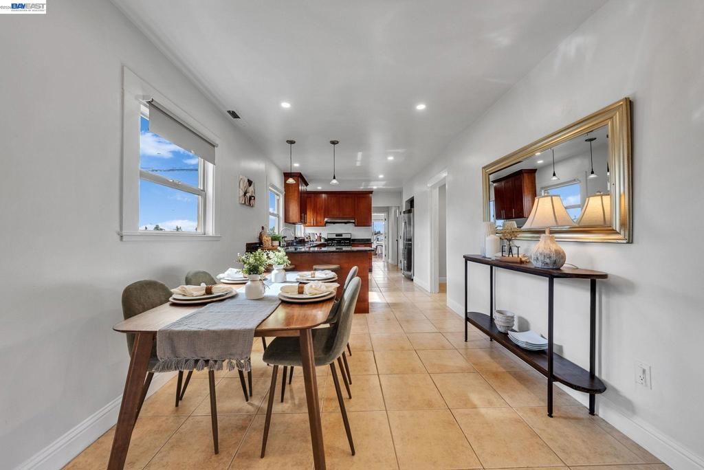Image 13 of property listing at 4471 Tulip Ave, Oakland, CA 94619