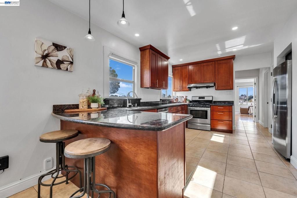 Image 17 of property listing at 4471 Tulip Ave, Oakland, CA 94619