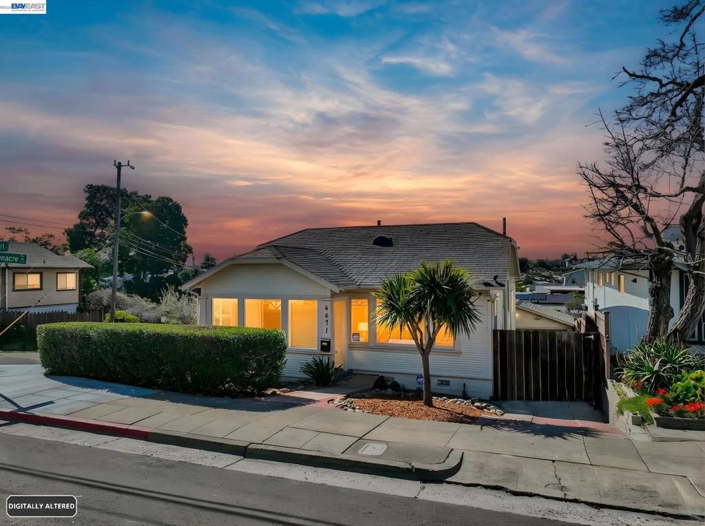 Image 2 of property listing at 4471 Tulip Ave, Oakland, CA 94619