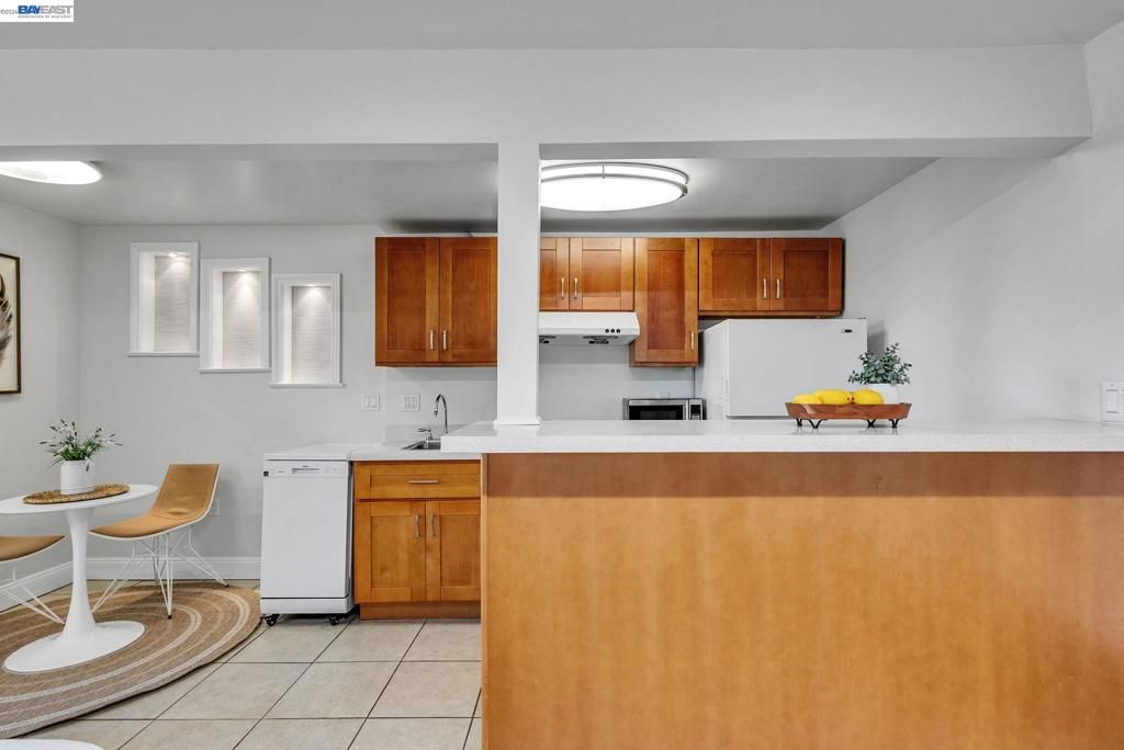 Image 37 of property listing at 4471 Tulip Ave, Oakland, CA 94619