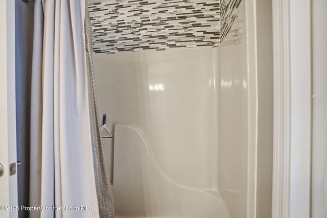 204 Planter Road, Spring Hill, FL 34606