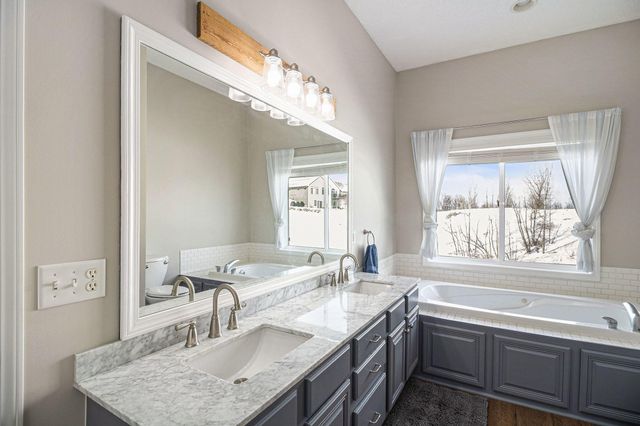 221 15th Avenue SE, Lonsdale, MN 55046