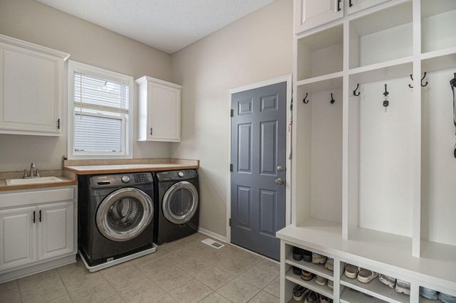 221 15th Avenue SE, Lonsdale, MN 55046