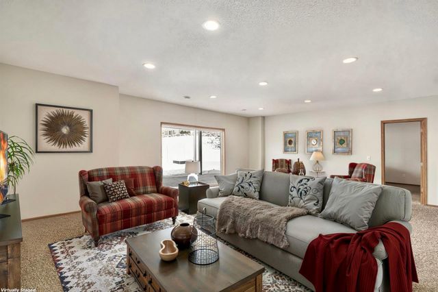 221 15th Avenue SE, Lonsdale, MN 55046