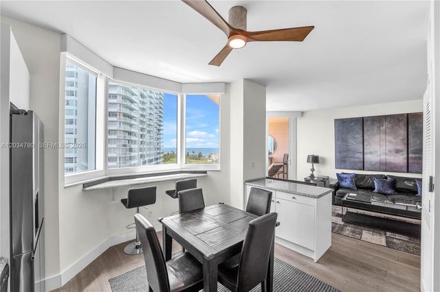 300 S POINTE DR 809, Miami Beach, FL 33139