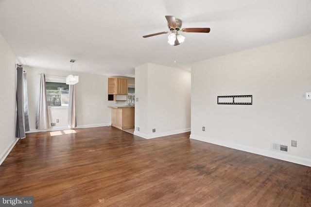 110 CARROLL RD, Glen Burnie, MD 21060