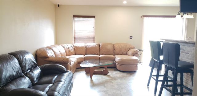 4560 ASHBURN SQUARE DRIVE, Tampa, FL 33610