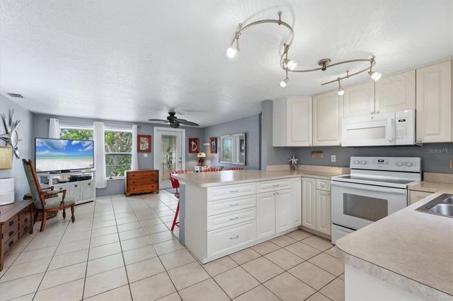 852 E 6TH STREET, Englewood, FL 34223