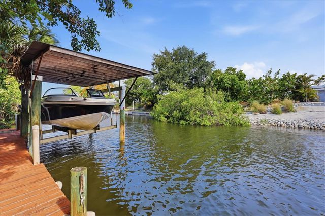852 E 6TH STREET, Englewood, FL 34223