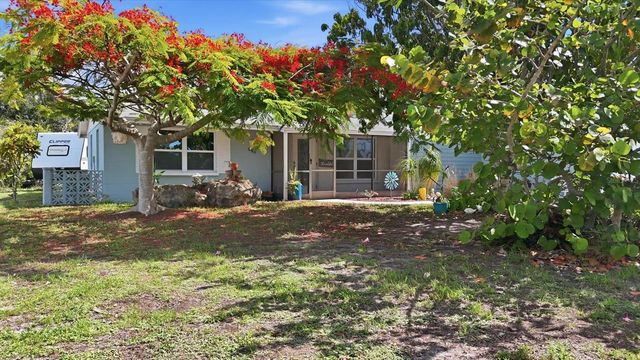 852 E 6TH STREET, Englewood, FL 34223