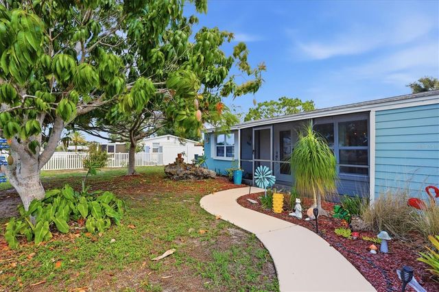 852 E 6TH STREET, Englewood, FL 34223