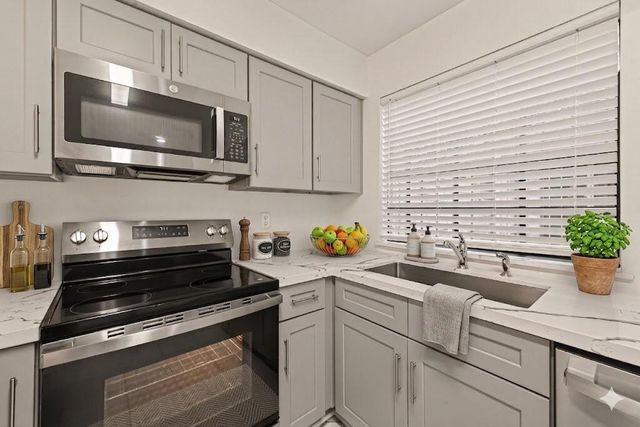 13431 Clarewood Drive, Houston, TX 77083