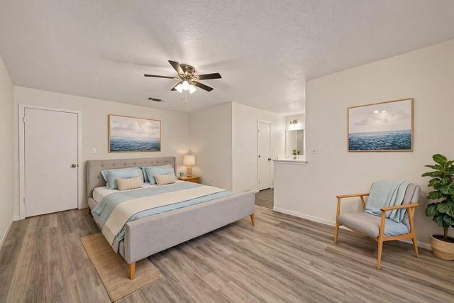 13431 Clarewood Drive, Houston, TX 77083