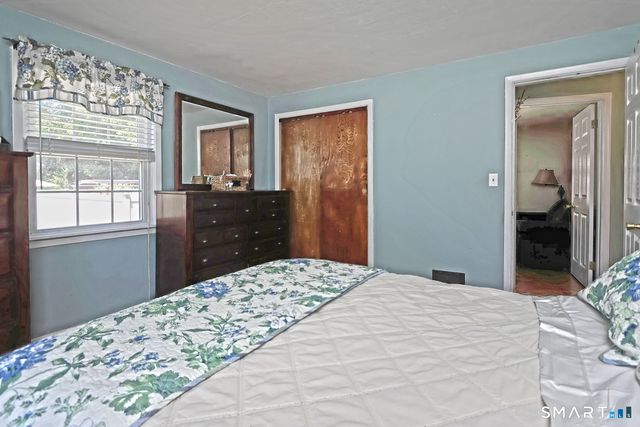 105 Seaview Avenue, West Haven, CT 06516