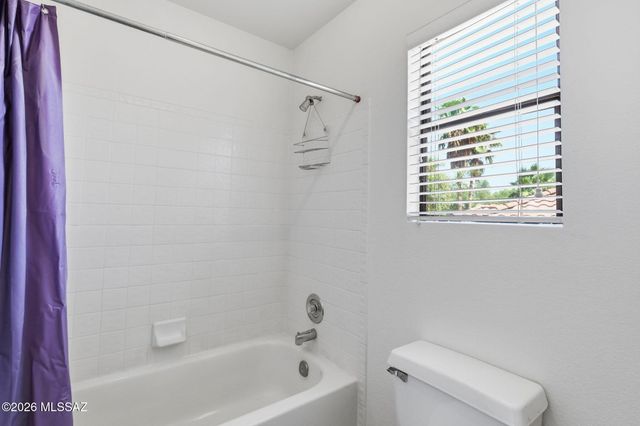 10060 N Pitchingwedge Lane, Tucson, AZ 85737
