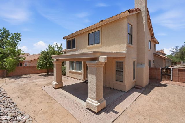 10060 N Pitchingwedge Lane, Tucson, AZ 85737