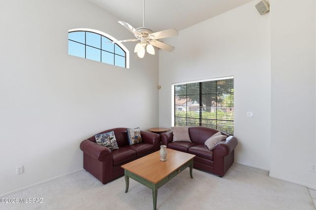 10060 N Pitchingwedge Lane, Tucson, AZ 85737