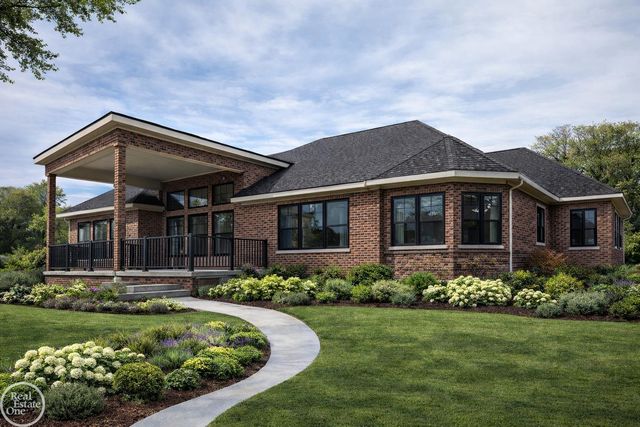 27176 Oxbow Lake Drive, Chesterfield, MI 48051