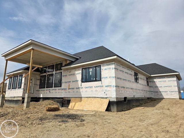 27176 Oxbow Lake Drive, Chesterfield, MI 48051