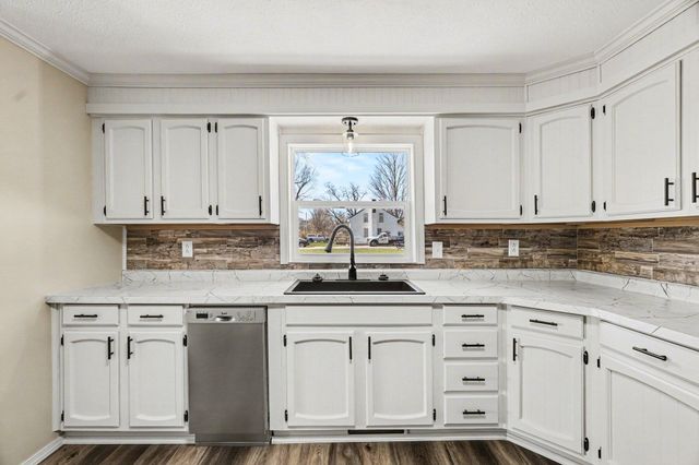 617 E Eliza Street, Schoolcraft, MI 49087