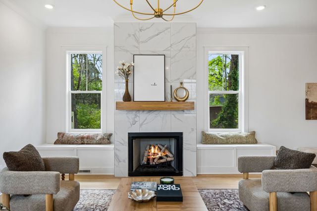 2070 Whitney Ave, Nashville, TN 37210