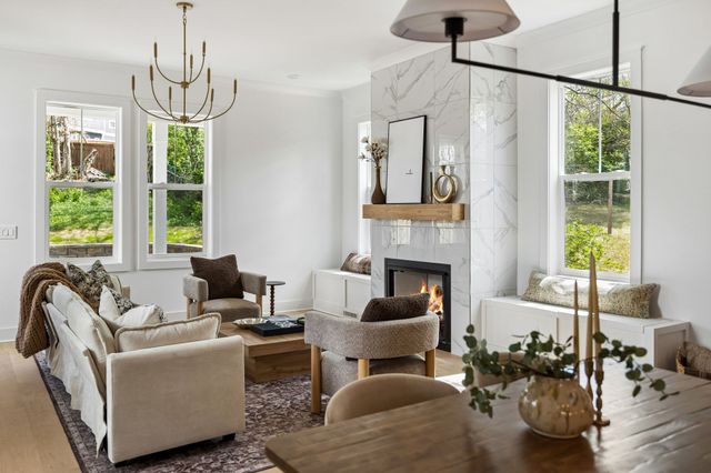 2070 Whitney Ave, Nashville, TN 37210