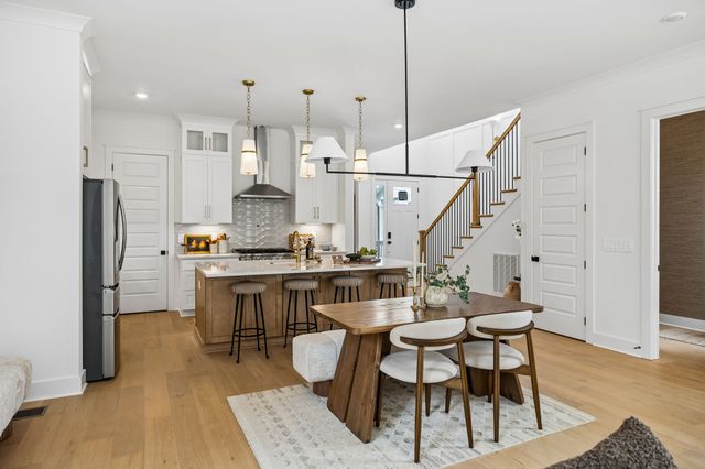 2070 Whitney Ave, Nashville, TN 37210