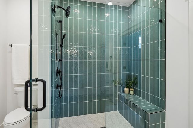 2070 Whitney Ave, Nashville, TN 37210