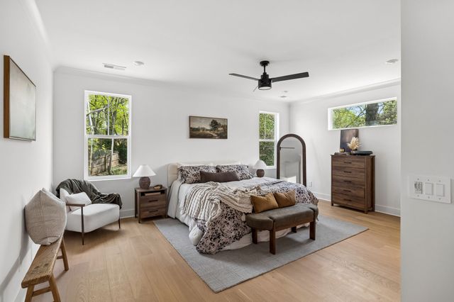 2070 Whitney Ave, Nashville, TN 37210