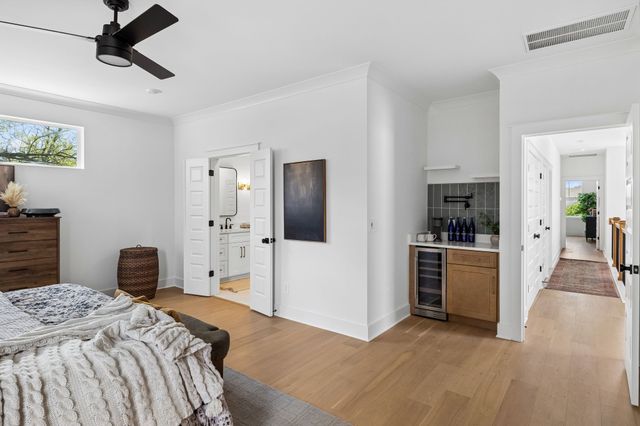 2070 Whitney Ave, Nashville, TN 37210