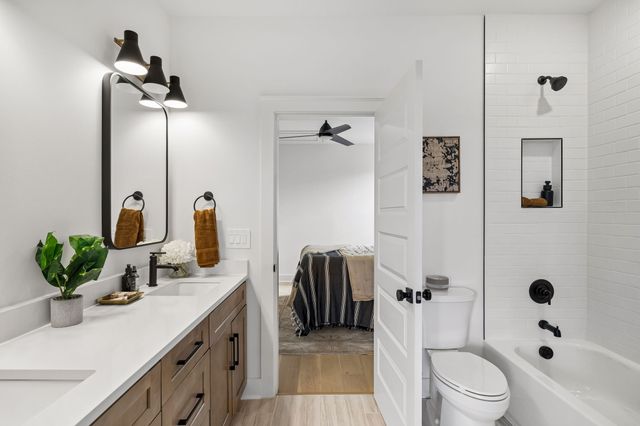 2070 Whitney Ave, Nashville, TN 37210