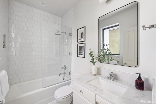 381 Liberty Street, San Francisco, CA 94114