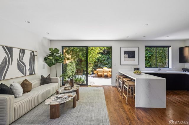 381 Liberty Street, San Francisco, CA 94114
