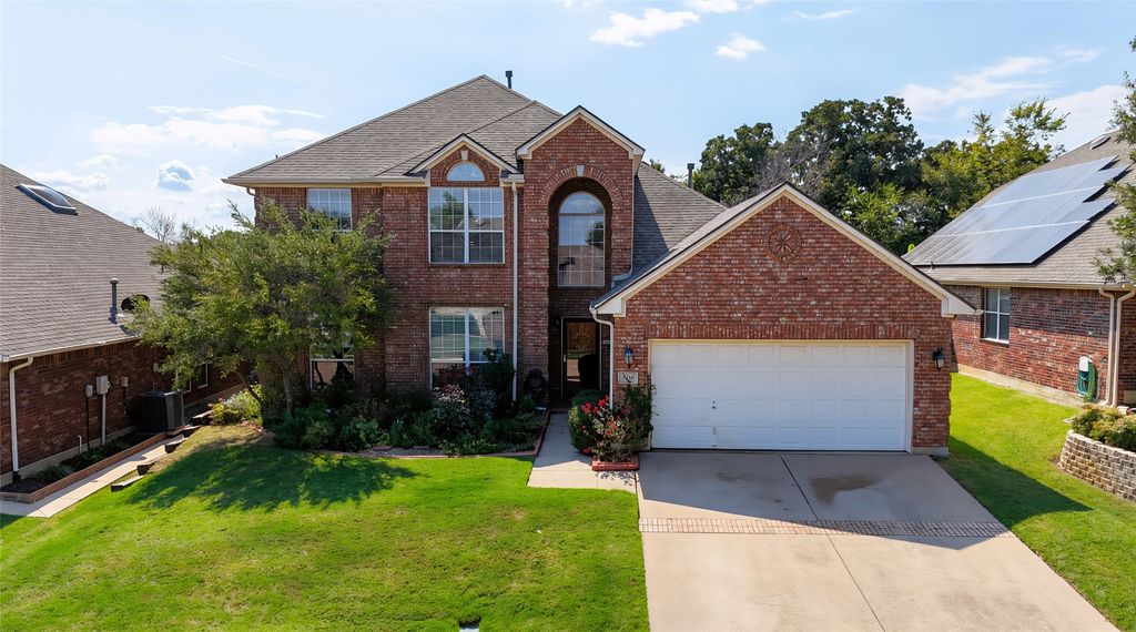 2316 Cherry Sage Drive, Arlington, TX 76001 — exterior