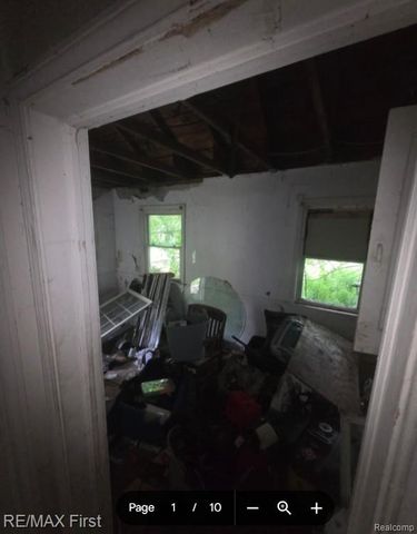 7389 Westwood Street, Detroit, MI 48228