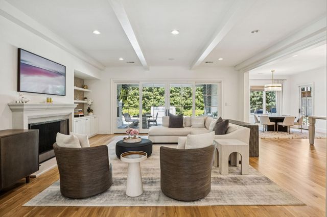 6815 Stichter Avenue, Dallas, TX 75230