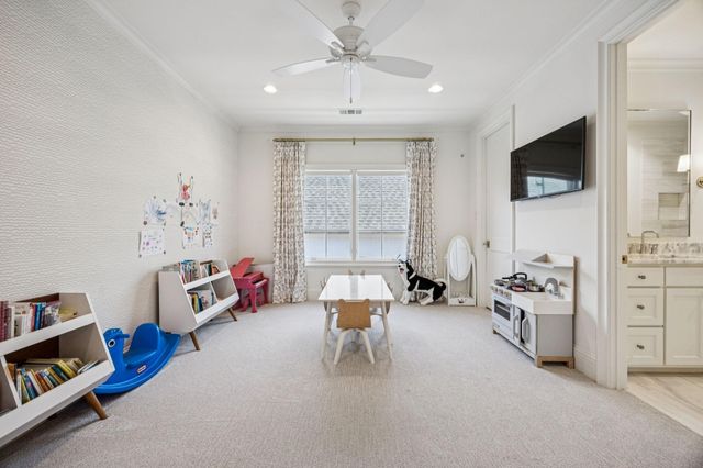 6815 Stichter Avenue, Dallas, TX 75230