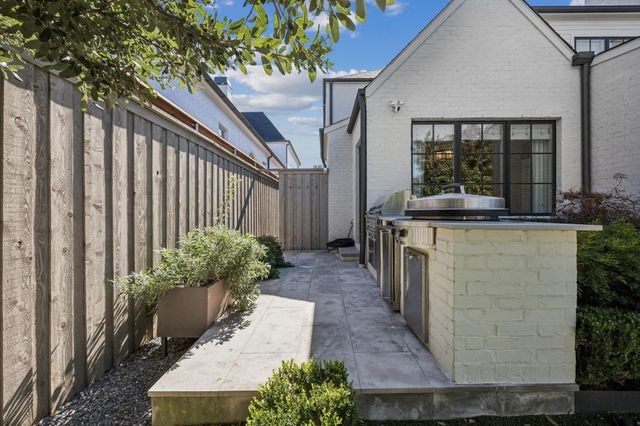 6815 Stichter Avenue, Dallas, TX 75230