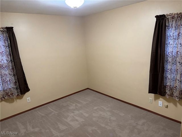 2407 Nesmith Lake Boulevard, Akron, OH 44314